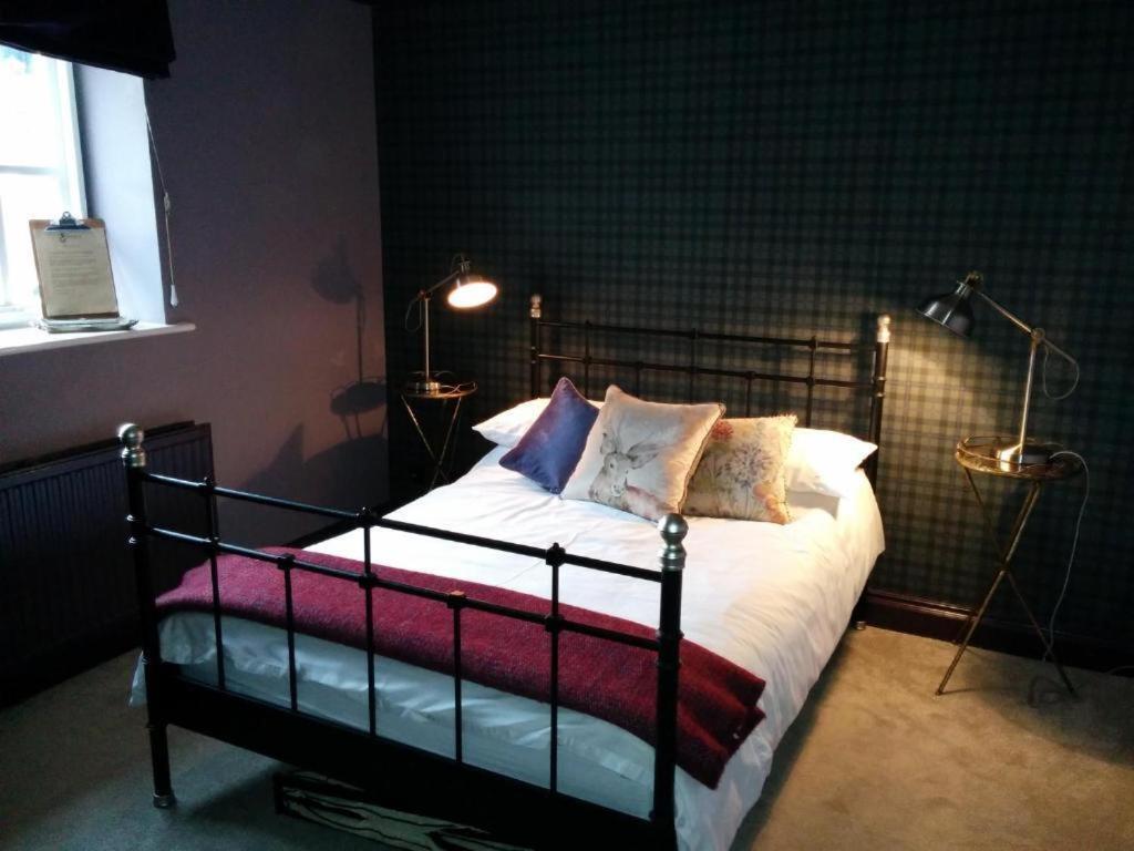 The Manners Pub With Rooms Bakewell Eksteriør bilde